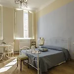 Anfiteatro Nocleg ze śniadaniem 3*