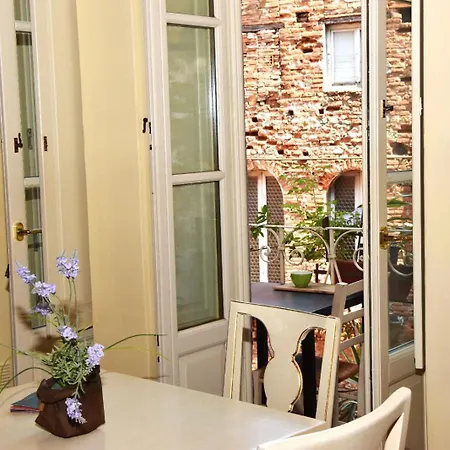 Bed & Breakfast Anfiteatro Lucca