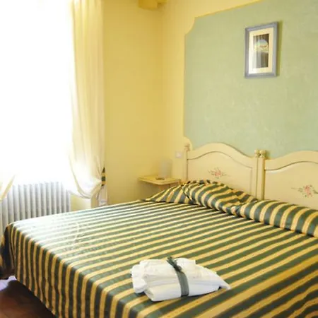 Couette-café Anfiteatro 2*