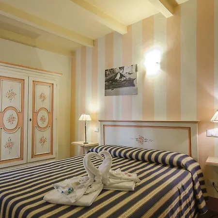 Anfiteatro Couette-café 2*