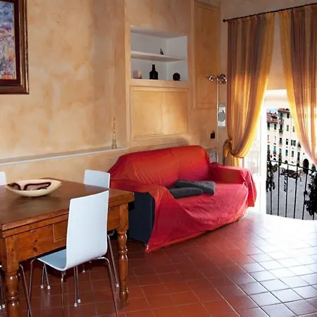 Bed and Breakfast Anfiteatro Λούκα
